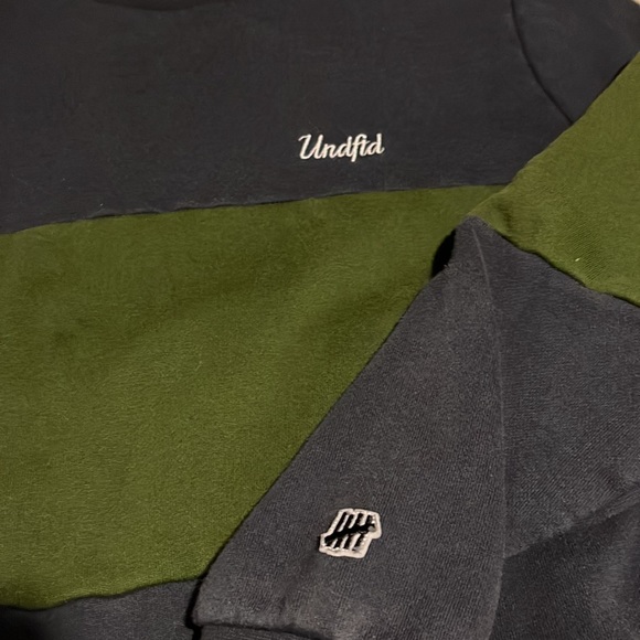 Men’s Undftd Crewneck Sweater - Picture 5 of 5